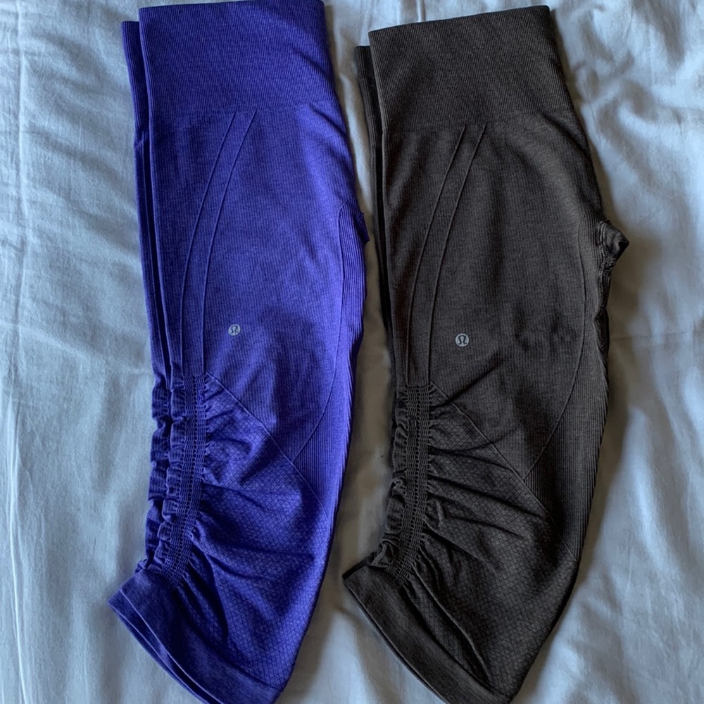 Lululemon 2 PAIRS In The Flow Crop